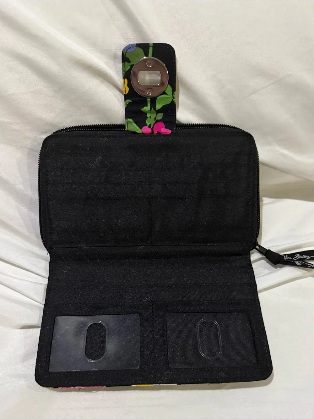 NWOT Vera Bradley Turn Lock Wallet Wildflower Garden